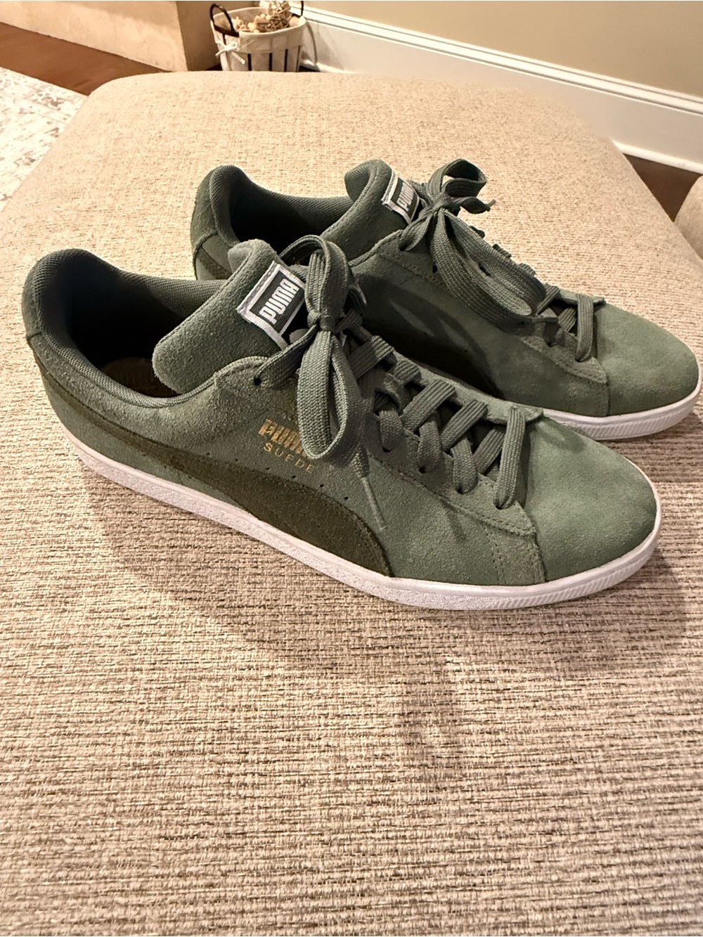 Puma Suede Men's Sneakers in Olive Green with White Sole